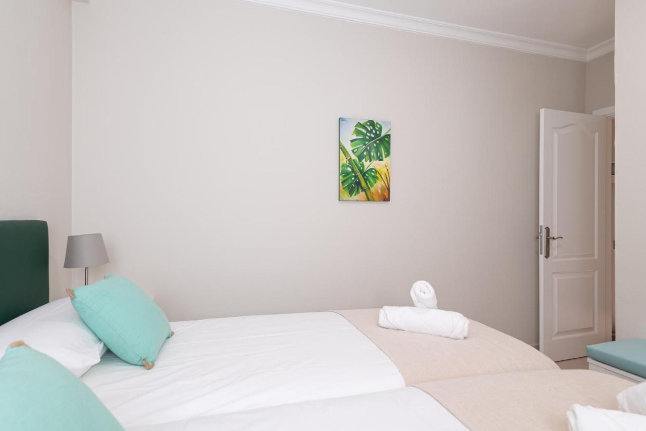 Amarre Moon Appartement Puerto De Mogan Buitenkant foto