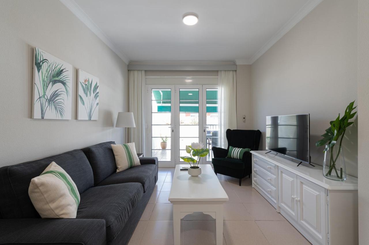 Amarre Moon Appartement Puerto De Mogan Buitenkant foto