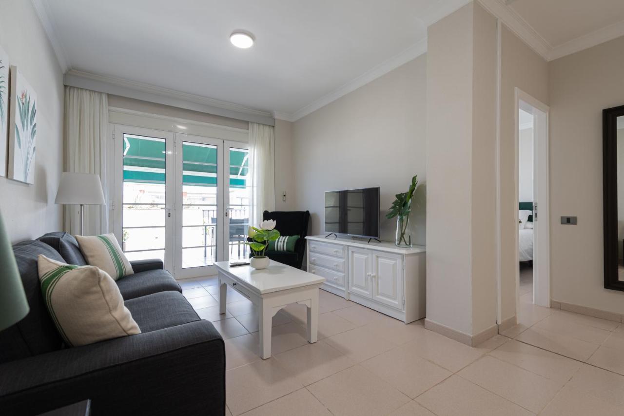 Amarre Moon Appartement Puerto De Mogan Buitenkant foto