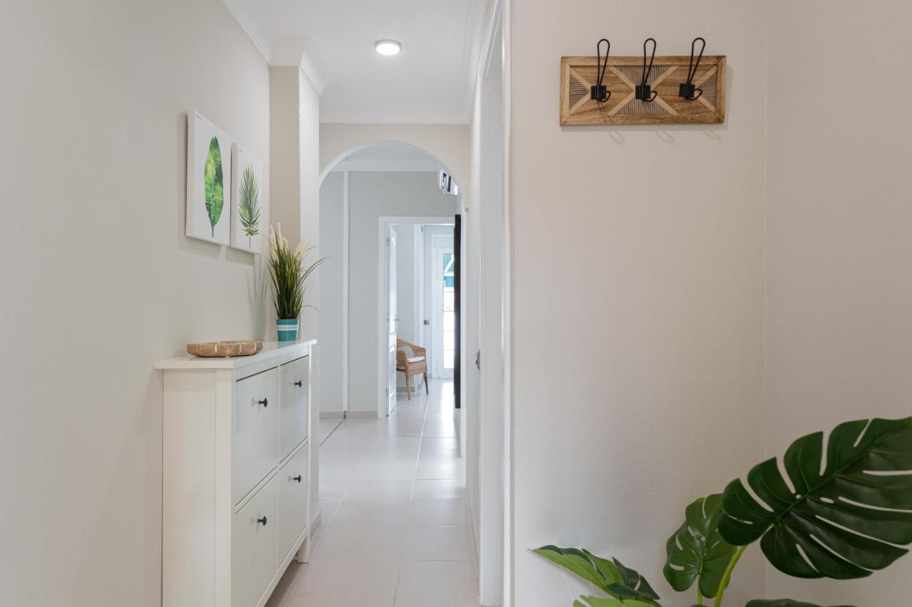 Amarre Moon Appartement Puerto De Mogan Buitenkant foto