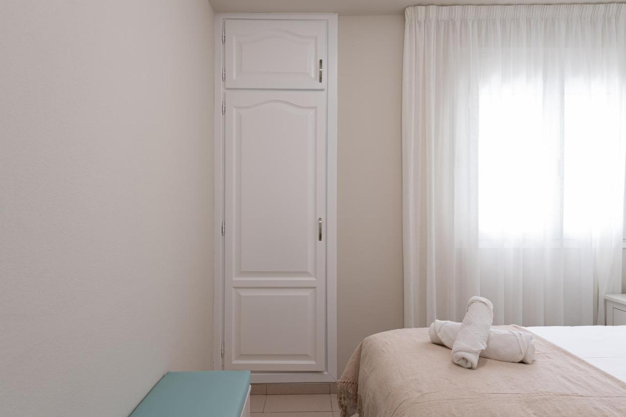 Amarre Moon Appartement Puerto De Mogan Buitenkant foto